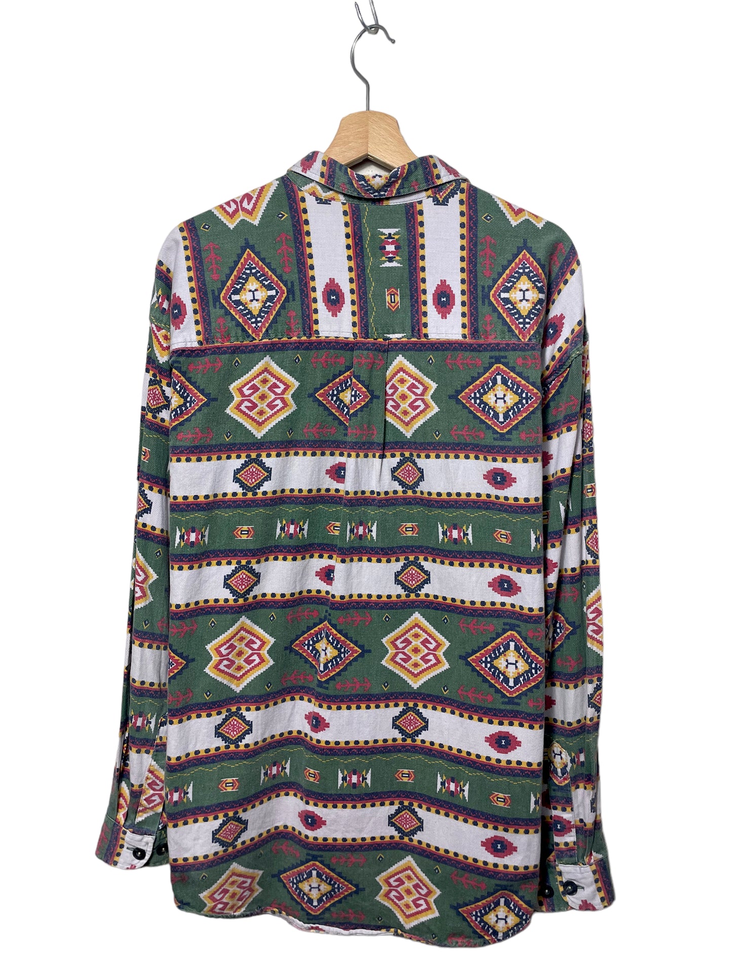Camisa McNeal