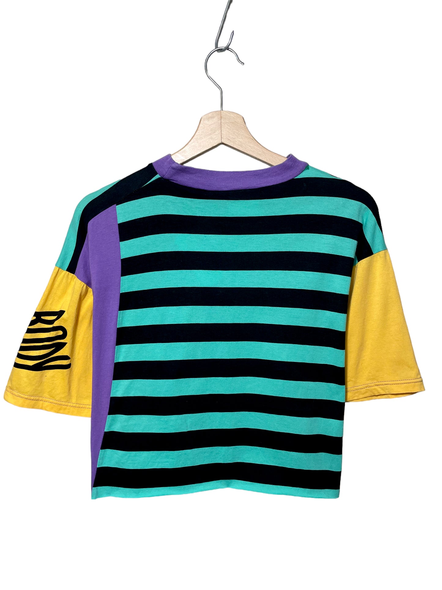Camiseta Crop Move Your Body