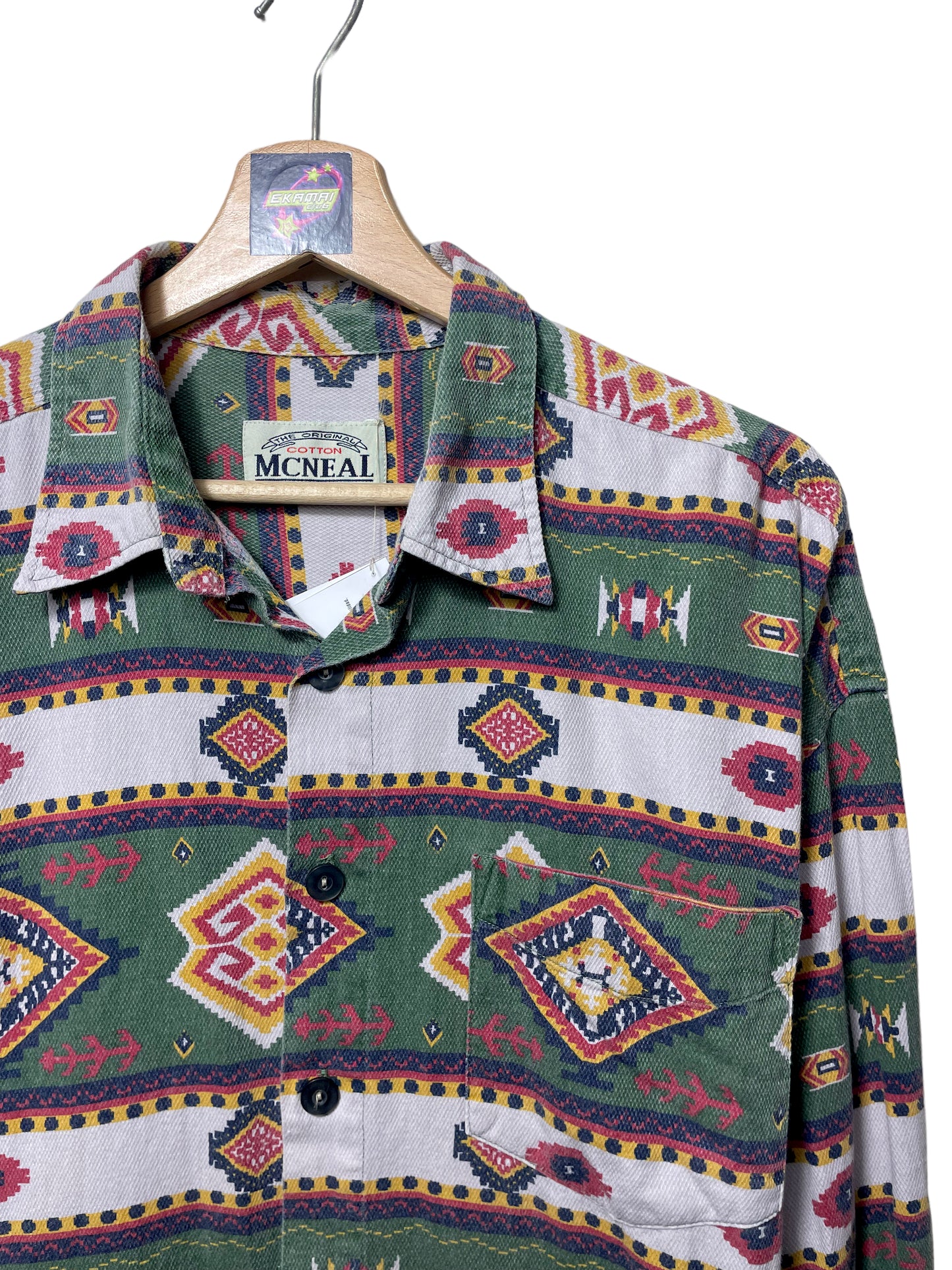 Camisa McNeal