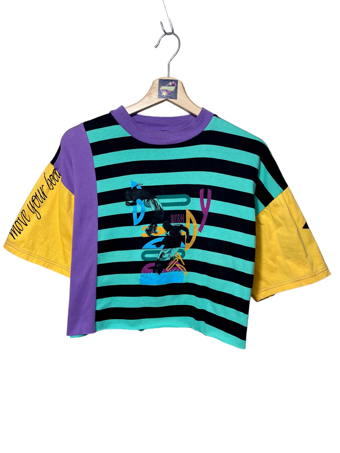 Camiseta Crop Move Your Body