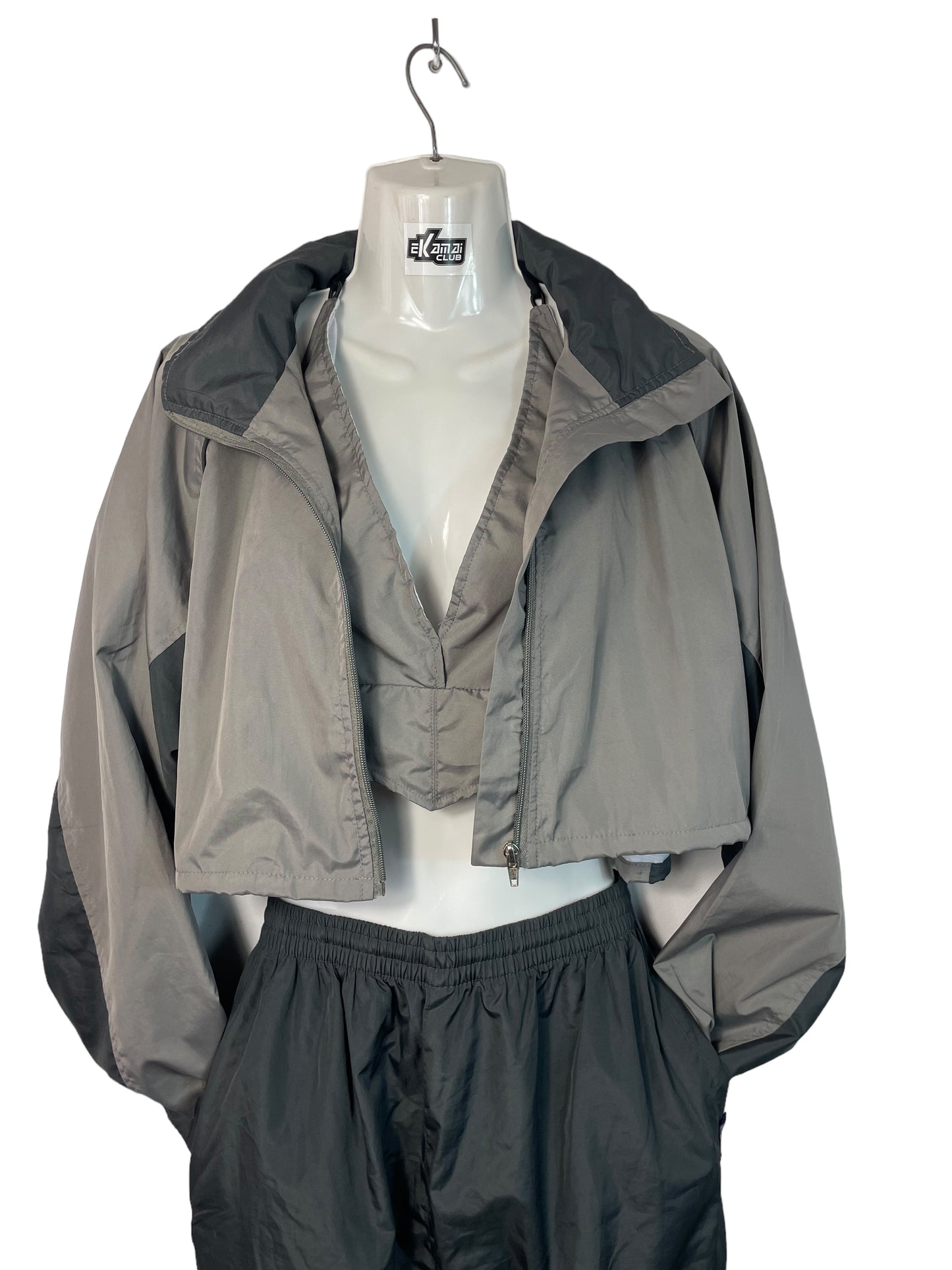 SET Reworked Chaqueta + Top + Falda - Ekamai Club