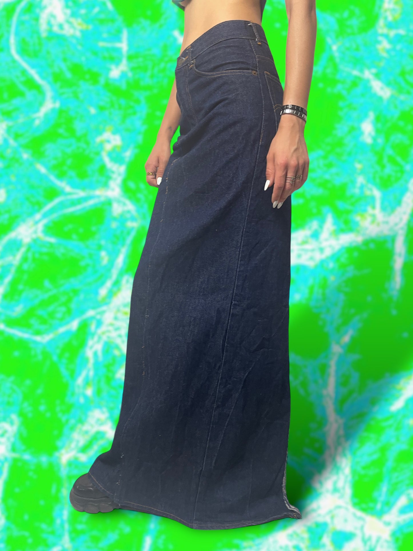 Falda Reworked