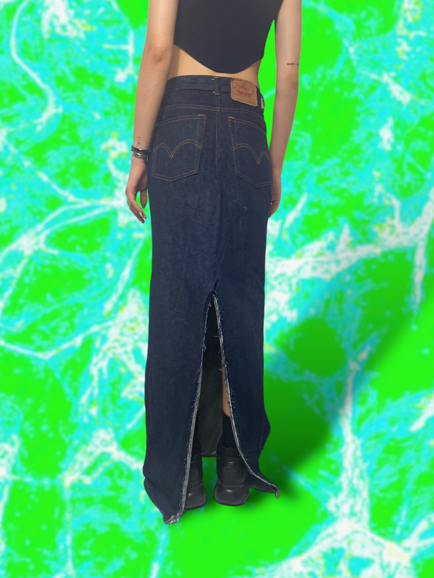Falda Reworked