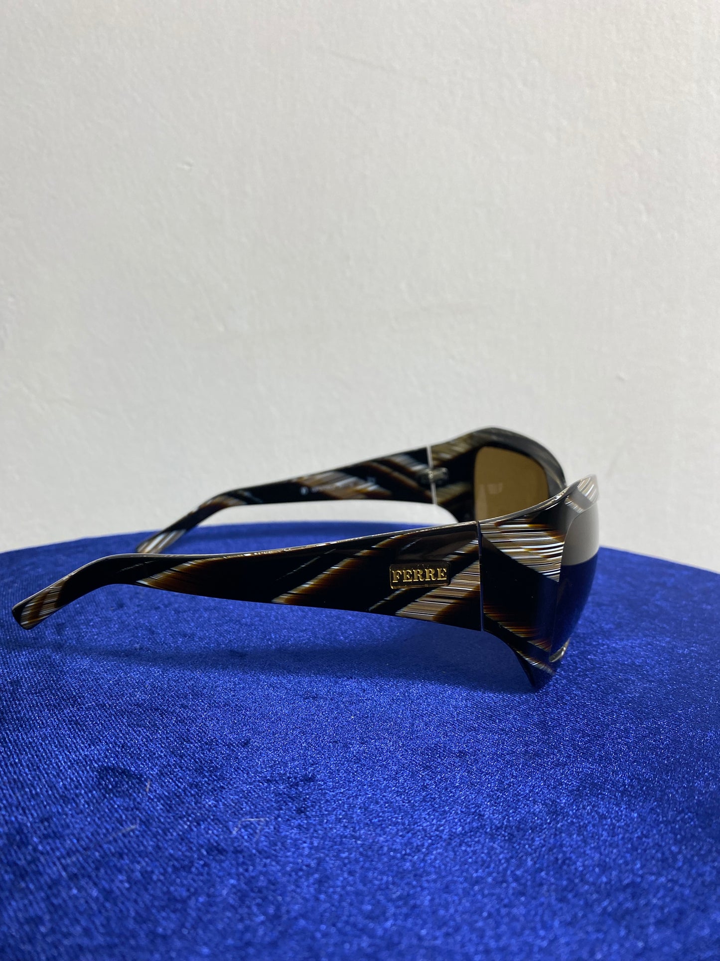 Sunglasses Gianfranco Ferre