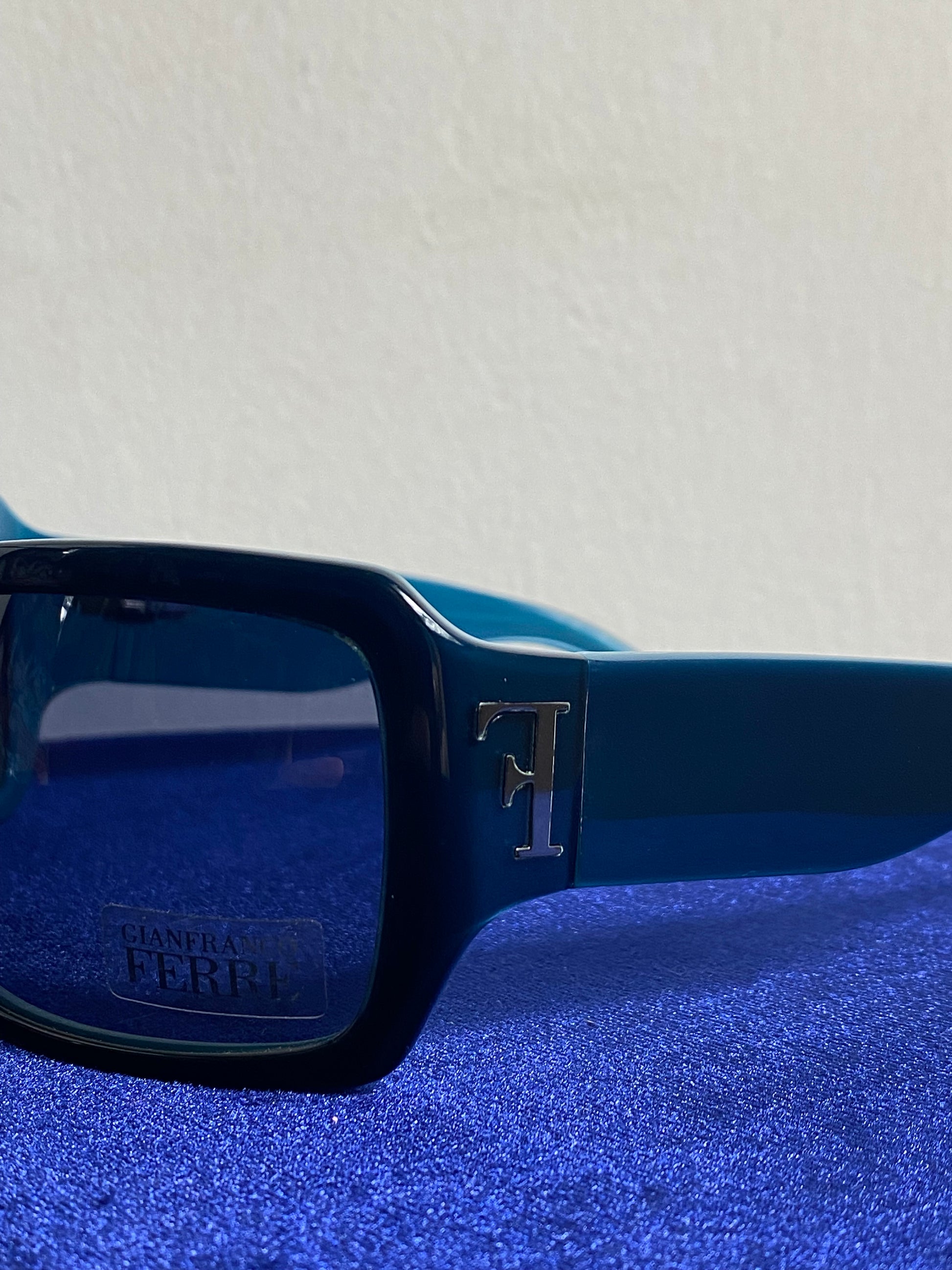 Gafas Sol Ferré Y2K - Ekamai Club