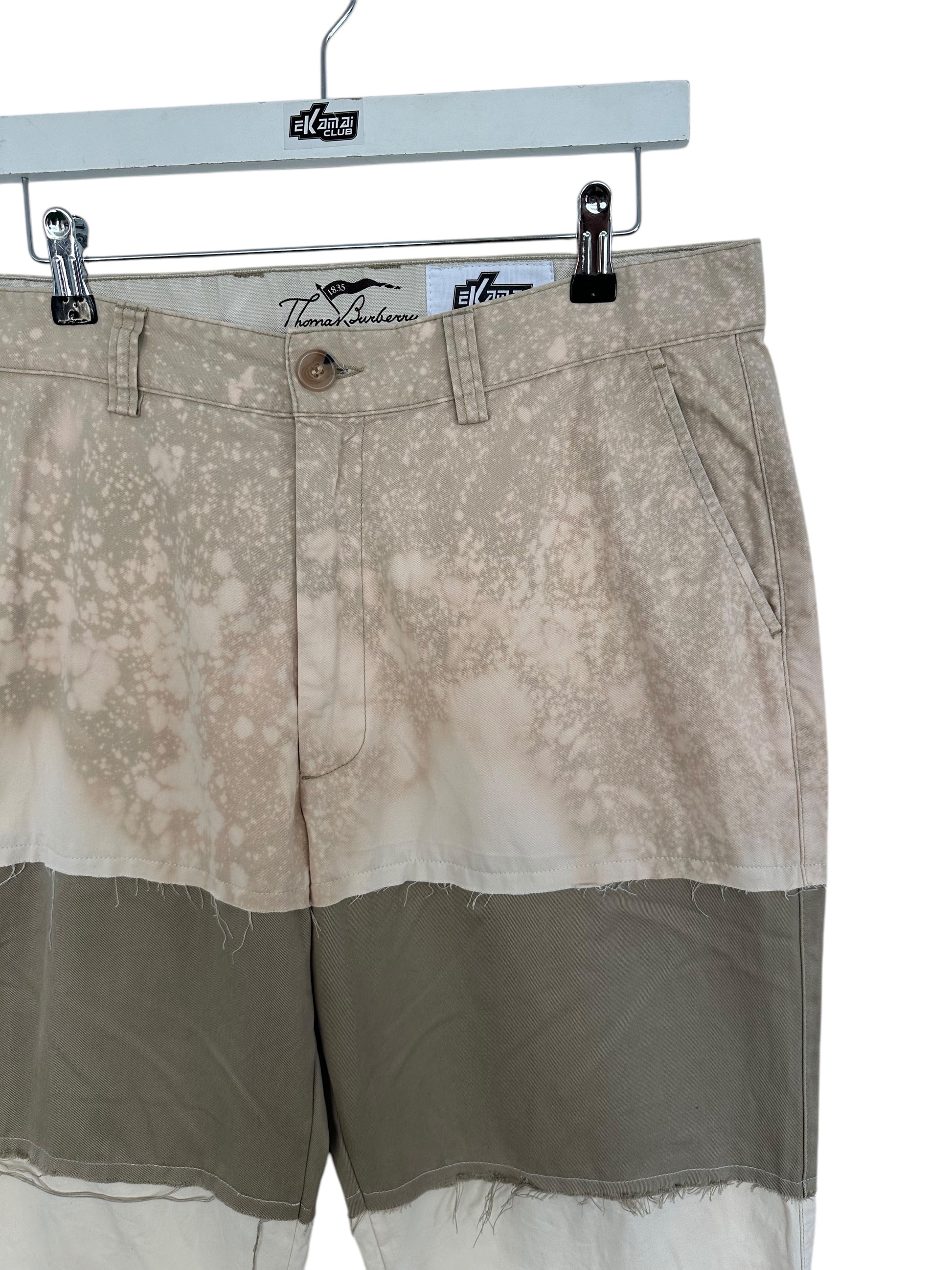 Pantalón Remix Burberry 1/2 - Ekamai Club