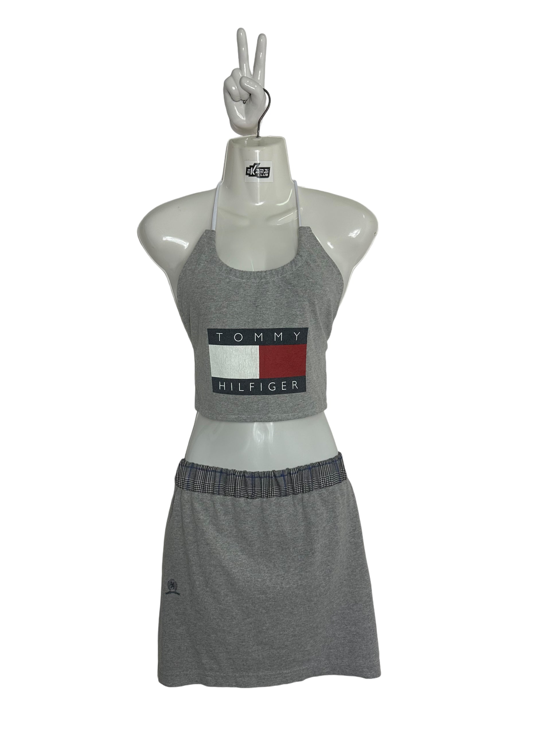 SET Reworked Top + Falda Hilfiger - Ekamai Club